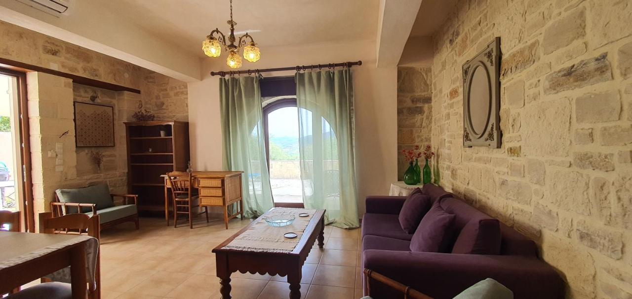 Apartamento Aelia Kamilari Exterior foto