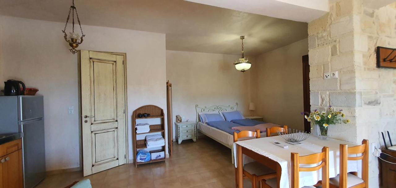Apartamento Aelia Kamilari Exterior foto